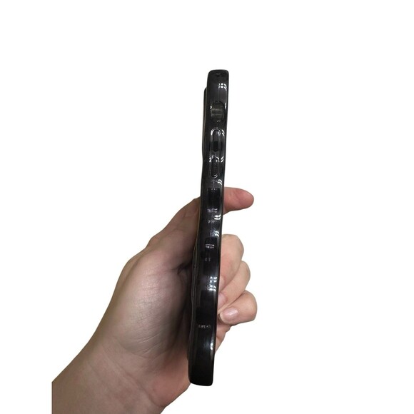 Iphone 14 Pro Black Wildflower Hard Case - Picture 4 of 5